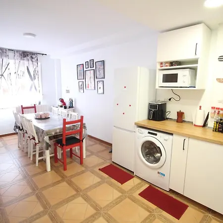 Gran Piso Con Parking Privado Apartment