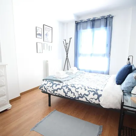 Gran Piso Con Parking Privado Appartement Sabiñánigo