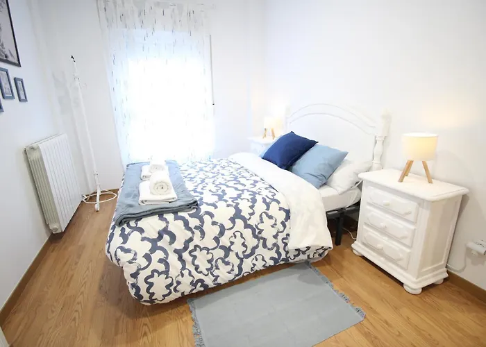 Gran Piso Con Parking Privado Lägenhet Sabiñánigo