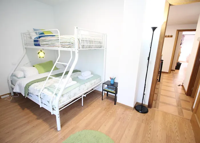 Gran Piso Con Parking Privado * Sabiñánigo